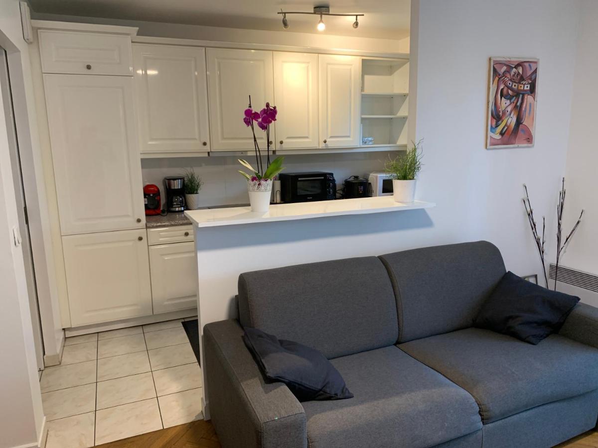 Lieu De Ressourcement A Robinson Apartman Le Plessis-Robinson Kültér fotó